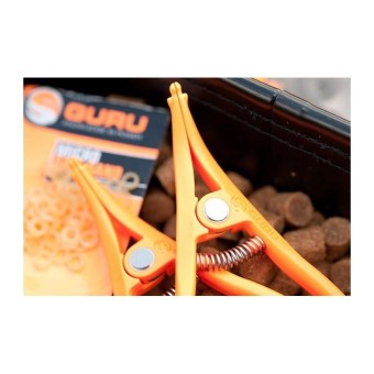 PINCE PELLET PLIERS GURU