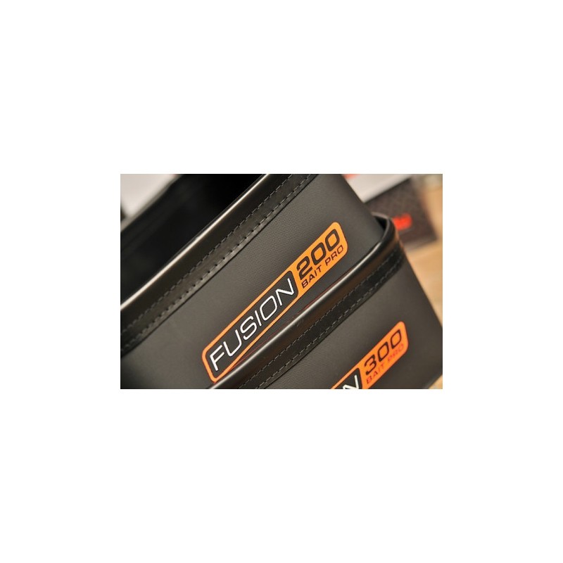 BAC SOUPLE FUSION 200+BAIT PRO 300 GURU