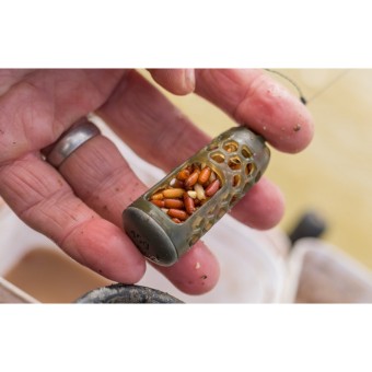 ABSOLUTE WINDOW FEEDER CAGED AJOUREE PRESTON INNOVATIONS