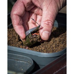 FEEDER PLASTIC OPEN-ENDED MATRIX