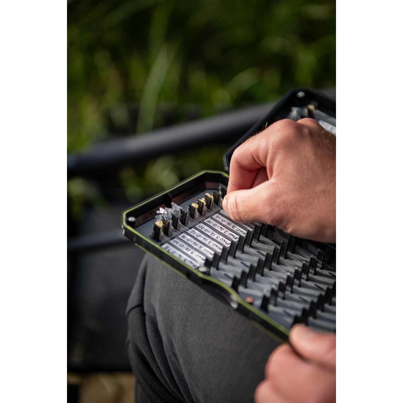 BOITE A BAS DE LIGNE HLR PRO HOOKLENGTH BOX MATRIX