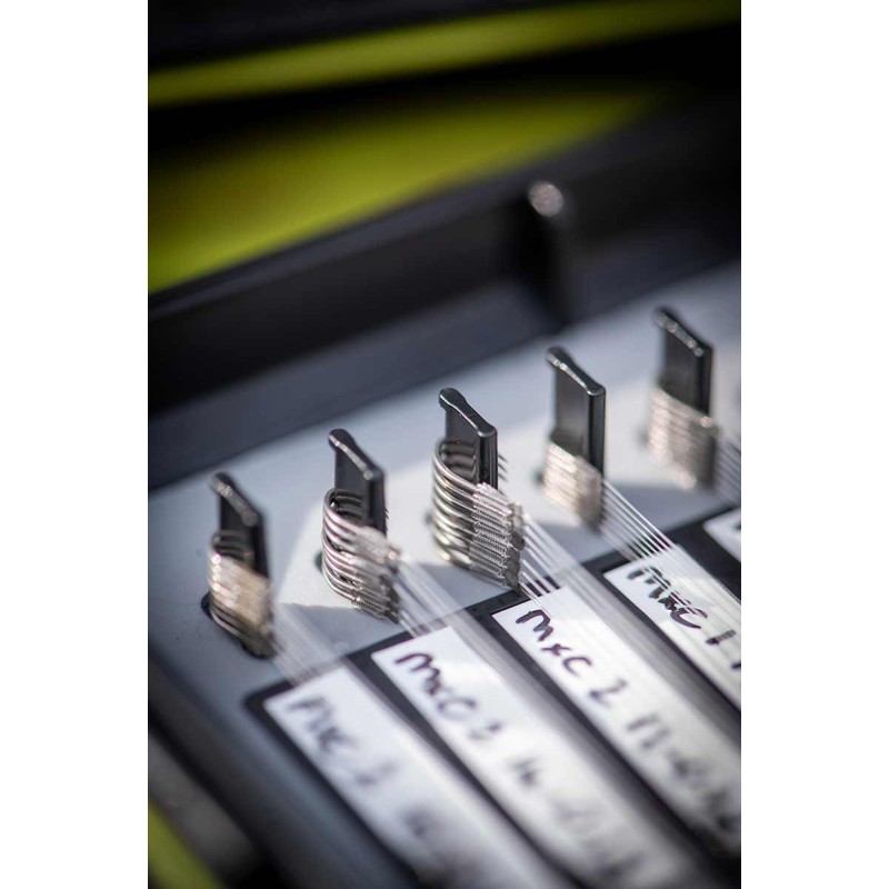 BOITE A BAS DE LIGNE HLR PRO HOOKLENGTH BOX MATRIX