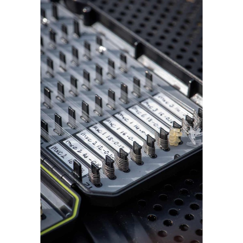 BOITE A BAS DE LIGNE HLR PRO HOOKLENGTH BOX MATRIX