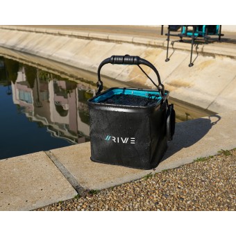 SEAU EVA WATER BUCKET AVEC POIGNÉE RIVE