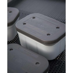 BOITE A ESCHES AIR LOCK BAIT TUBS MATRIX