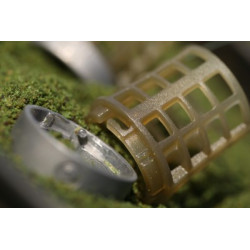 Guru - Cage Feeder Distance X-Change